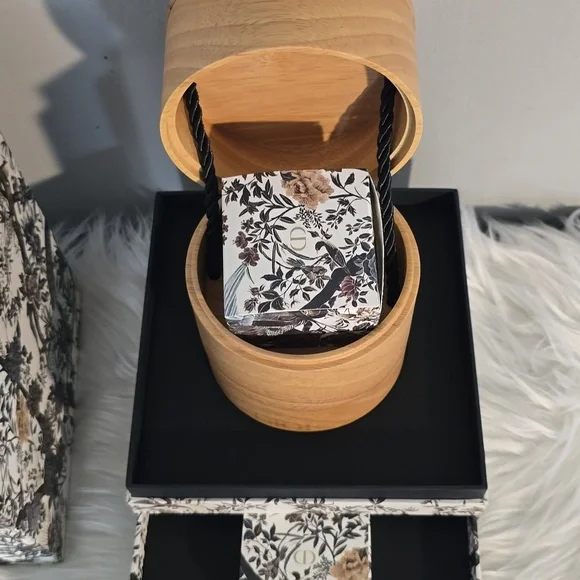 Very Rare!!! Dior VIP gift mid autumn festival mooncake decor. - Picture 9 of 11